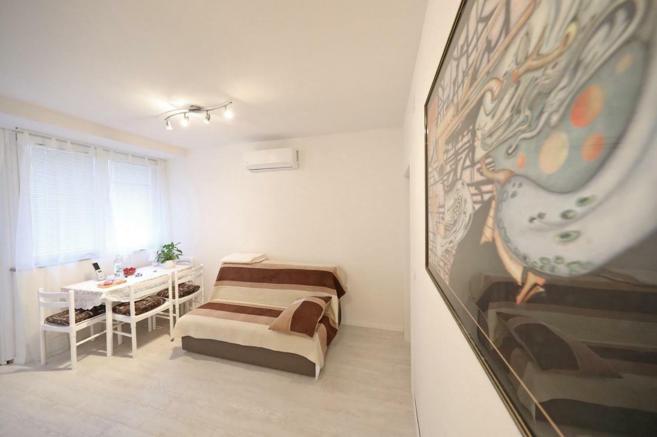 Apartment Luci Задар Екстер'єр фото